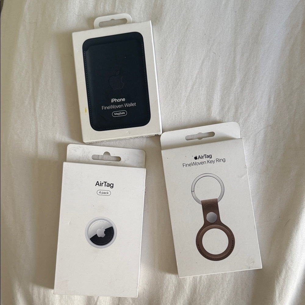 Apple iPhone FineWoven Wallet and AirTag Key Ring - plus 4 AirTags all new.